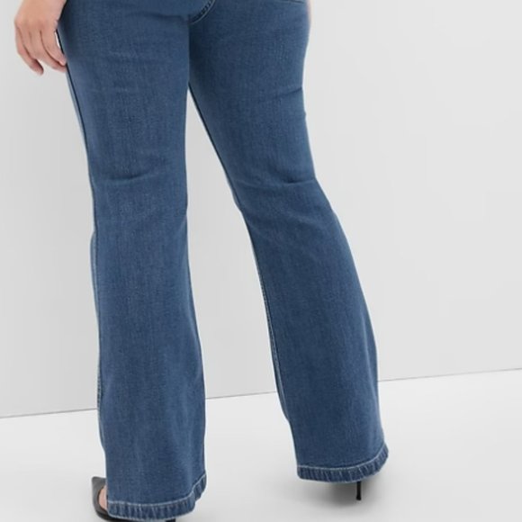 High Rise '70s Flare Jeans (mid-size friendly) - Picture 6 of 7